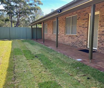 Charming 4-Bedroom Rental in Banksia Grove Village (Over 50s Reside... - Photo 5