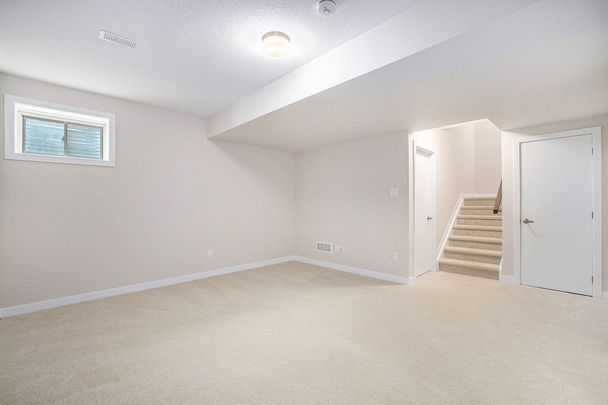 For Lease - 186 CONSERVANCY Drive, Barrhaven, Ontario - Photo 1