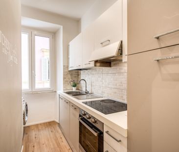 TRASTEVERE APARTMENT FOR RENT RENOVATED IN VICOLO DELLA SCALA - Photo 2