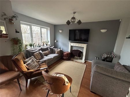 3 bedroom house to rent Sevenlands Drive, Boulton Moor, Derby, Derbyshire, DE24 - Photo 3