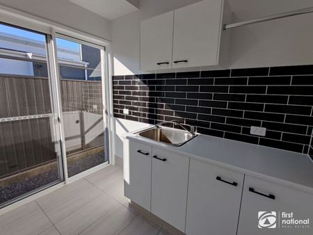 An opportunity to call Woopi home - Photo 5