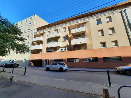 TOULOUSE / Location Appartement 1 Pièce 30 m² - Photo 2