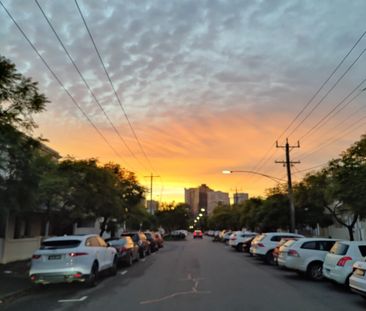 South Melbourne - Photo 5