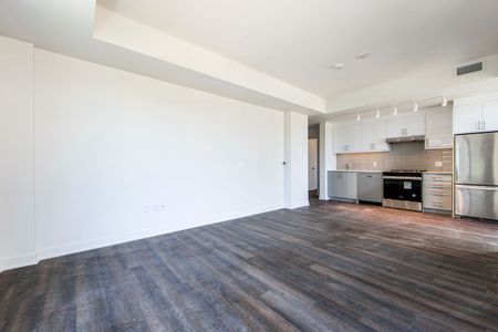 For Lease - 3030 Pharmacy Avenue Unit# 330, Toronto, Ontario - Photo 3