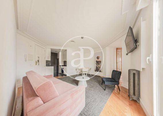 Flat for rent in Sol (Madrid) - Photo 1