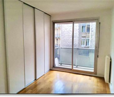 A LOUER 3 Pièces 85.25m² Paris XVIIème. Parc Monceau BALCONS -CAVE ... - Photo 3