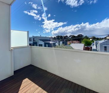 338B Separation Street, Northcote VIC 3070 - Townhouse For Rent | D... - Photo 1