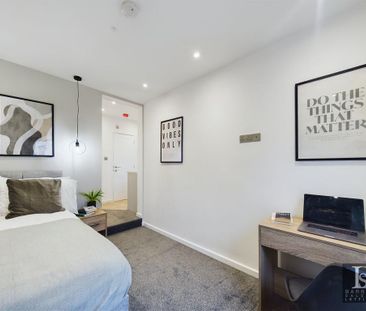 1 bedroom in a house share to rent - Photo 3