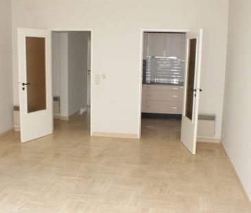 Appartement te huur in Oostende voor € 800 met 2 slaapkamers - Foto 4
