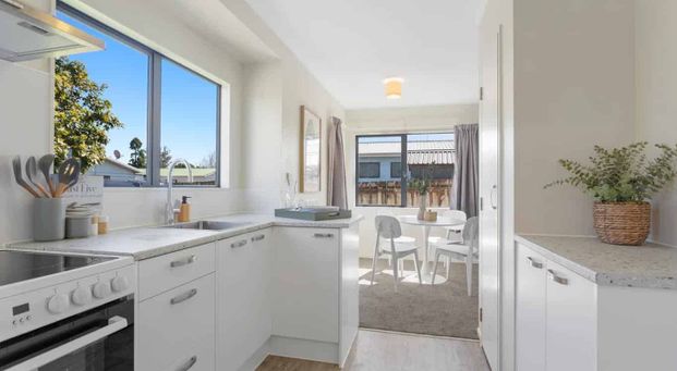 Three bedroom home in Clendon! - Photo 1