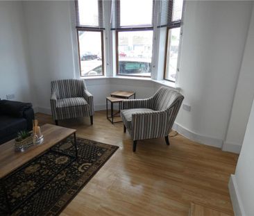 2 bedroom ground floor flat to rent - Photo 2