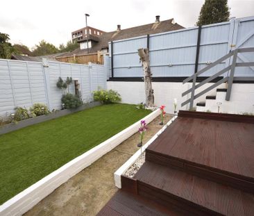 2 bedroom maisonette to rent - Photo 3