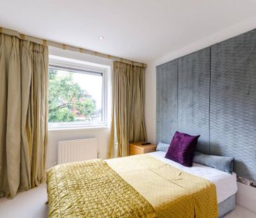 3 bedroom flat to rent - Photo 2