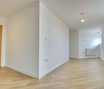 Cornerstone House, London Road, Portsmouth, PO2 - Photo 3