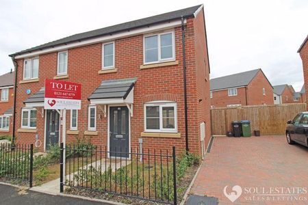 2 bedroom semi-detached house to rent - Photo 3