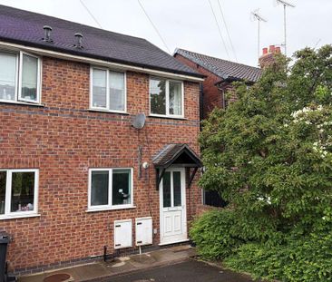 2 bedroom end of terrace house to rent - Photo 2