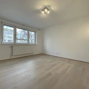 Charmante 2 - Zimmer - Wohnung in ausgezeichneter Lage - Photo 1