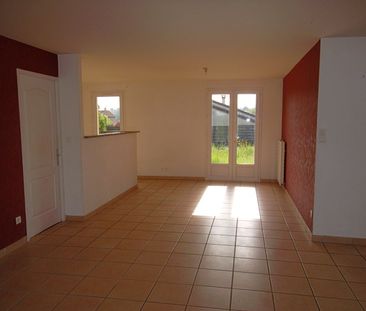 Location Maison 5 pièces 85m² VILLEREST 42300 - Photo 1