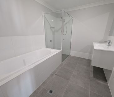 Brand New Home in Golf Course Estate - Photo 5