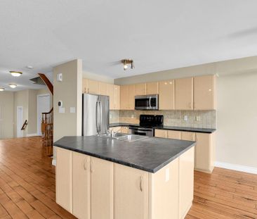 For Lease - 2047 Dunollie Crescent, Kanata, Ontario - Photo 6