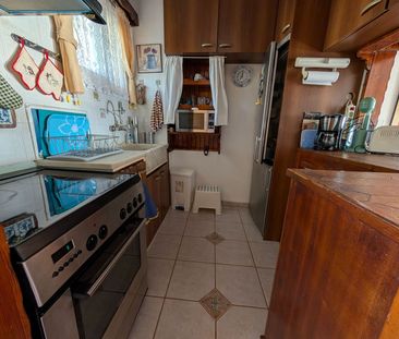 Διαμέρισμα για ενοικίαση Μαύρο Λιθάρι (Ανάβυσσος) - Photo 5