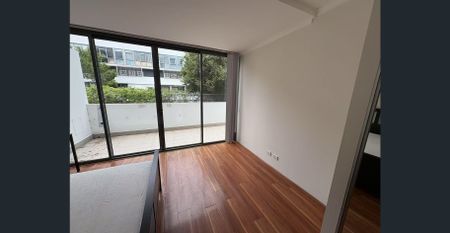 Spacious 2-Bedroom Apartment in the Heart of Zetland – Fully Furnished - Photo 5