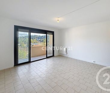Location Appartement 1 pièce 26m² CARNOUX EN PROVENCE 13470 - Photo 2