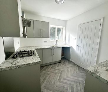 3 bedroom terraced house to rent - Photo 6