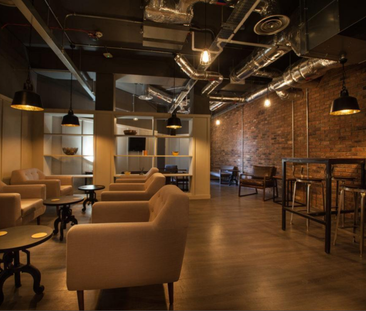 Studio to rent - Photo 1