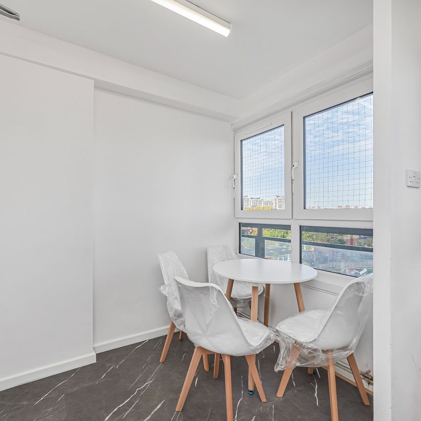 Room in a Shared Flat, Coniston House, SE5 - Photo 1