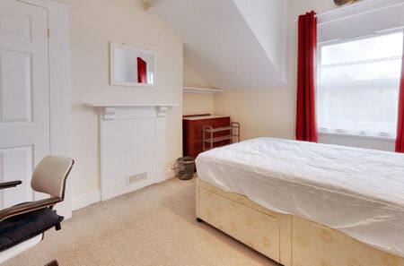 6 bedroom terraced house to rent - Photo 5