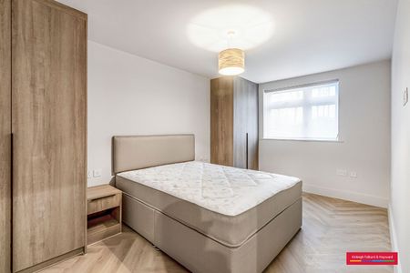 Oakleigh Road North, London, N20 - Photo 2