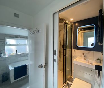 Room in a Shared House, Dagnall Park, SE25 - Photo 4