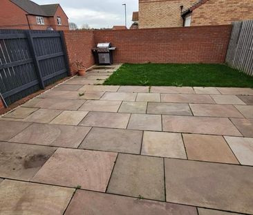 3 bedroom semi-detached house to rent - Photo 6