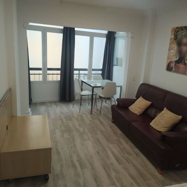 Alquiler de estudio en Calle San Jorge - Photo 1