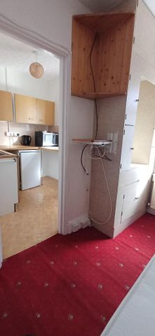 1 bedroom apartment to rent - Photo 4