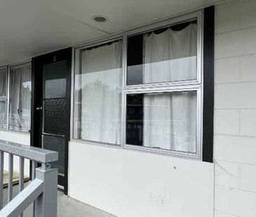 Two Bedroom Flat In Hillcrest - Photo 1