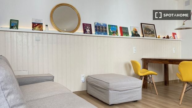 madrid, Community of Madrid 28013 - Photo 1