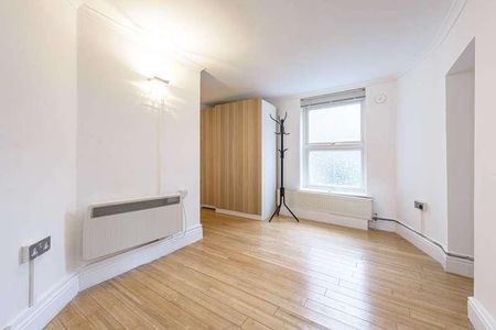 College Mansions, Queen's, NW6 - Photo 2