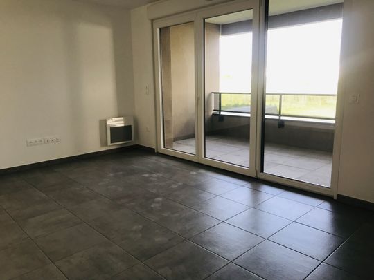 Location Appartement 1 pièce 29m² BEZANNES 51430 - Photo 1