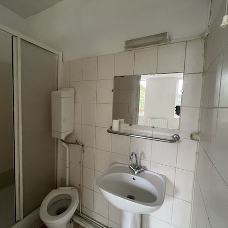 Location Appartement 1 pièce 26m² - Photo 3