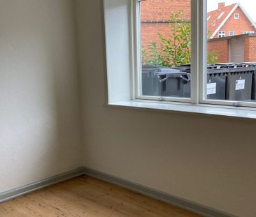 2 værelses – Palnatokesvej 29 kld. th. – Odense C - Foto 4