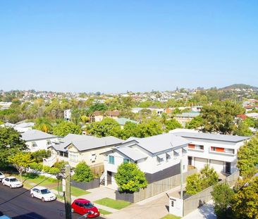 1/19 Talbot Street, Coorparoo, QLD 4151 - Photo 5