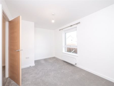 2 bedroom terraced house to rent - Photo 4