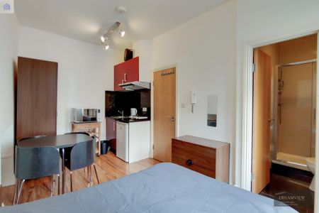 Studio to rent - Photo 2