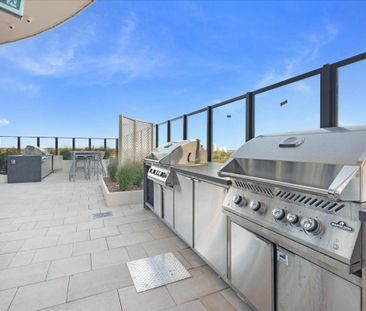 For Lease - 1 Fairview Road Unit# 905, Mississauga, Ontario - Photo 4