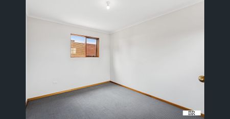 Secure & Stunning Light-Filled 2 Bed Townhouse! - Photo 5