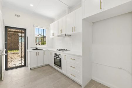 Charming Parkside Victorian with Fresh Modern Updates - Photo 5