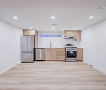 For Lease - 2417 Mississauga Road Unit# Basement, Mississauga, Ontario - Photo 6