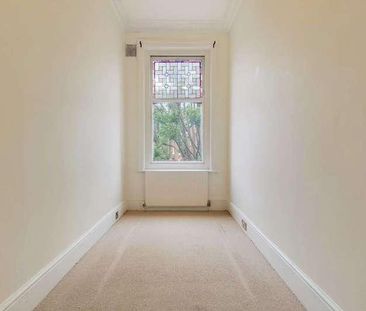 Greencroft Gardens, South Hampstead, NW6 - Photo 1